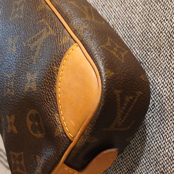 Louis Vuitton Monogram Marly Dragonne PM M51827 - Picture 7 of 15